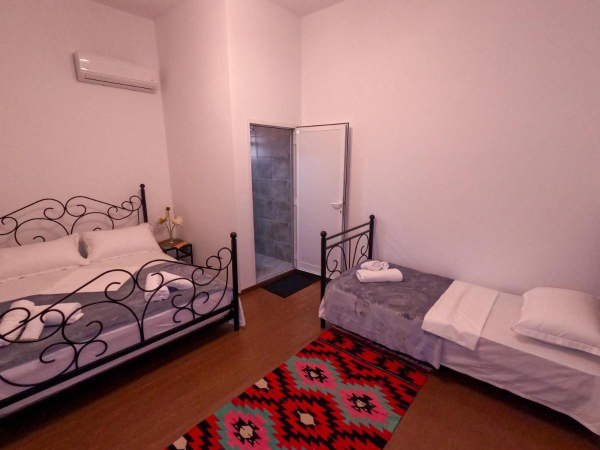 Intown Guesthouse Shkoder Shkodër Exterior foto