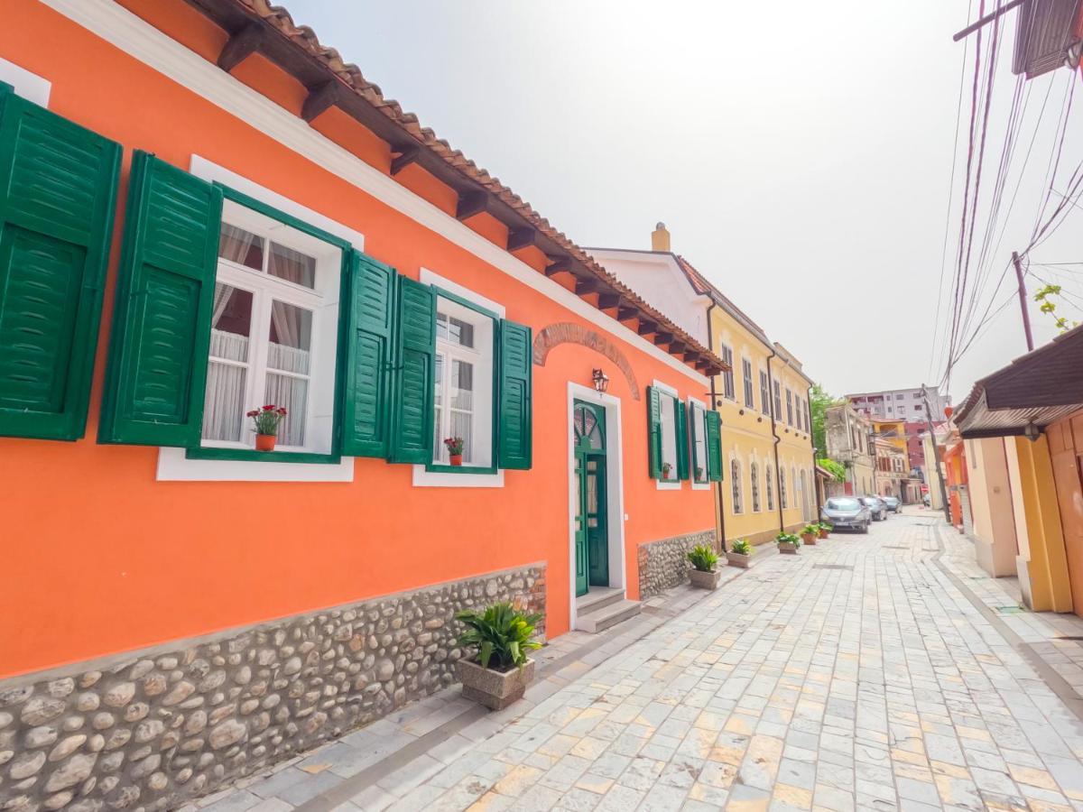 Intown Guesthouse Shkoder Shkodër Exterior foto